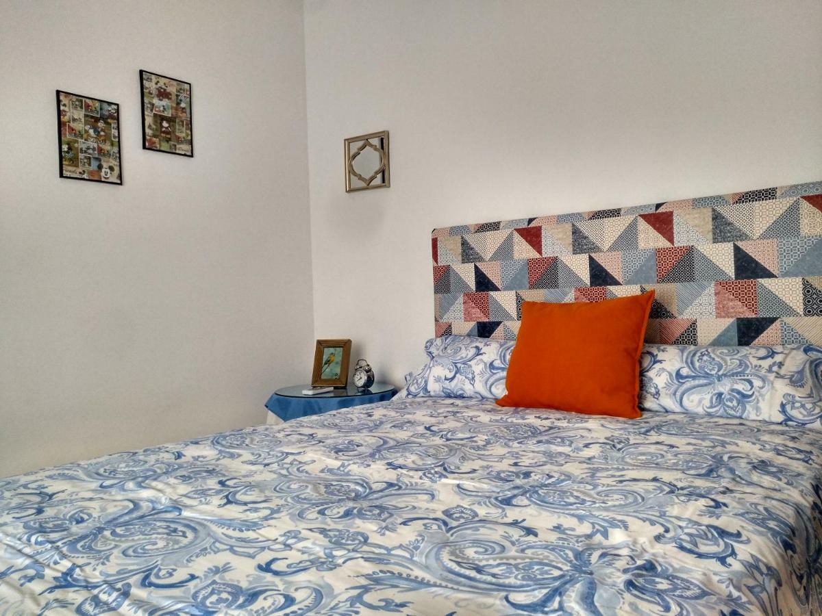 Azahar Apartamentos Triana V Siviglia Esterno foto